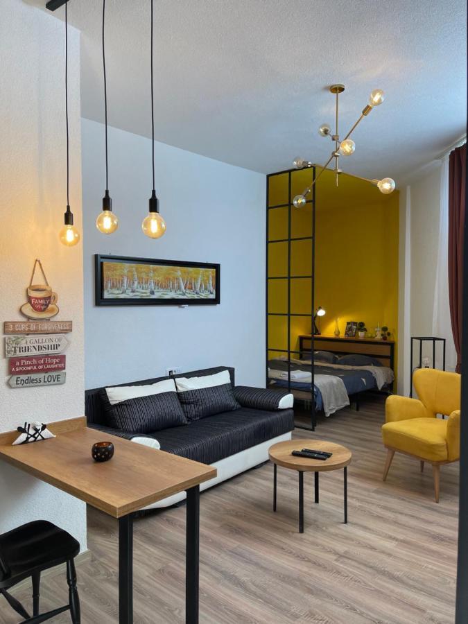 Ora-Prn, Studio Apartment In The City Centre Pristina Exterior photo